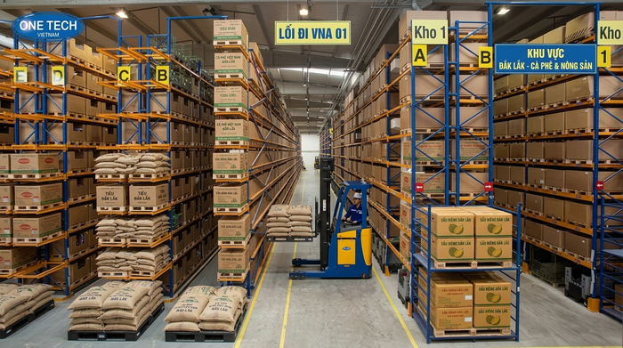 Kệ Narrow Aisle Đắk Lắk cho kho pallet mật độ cao Tổng quan hệ kệ Narrow Aisle Đắk Lắk trong kho pallet lối đi hẹp